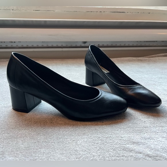 Steve Madden Genuine Leather Block Heels - Picture 4 of 8